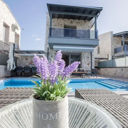 Marietta Villa Hanioti