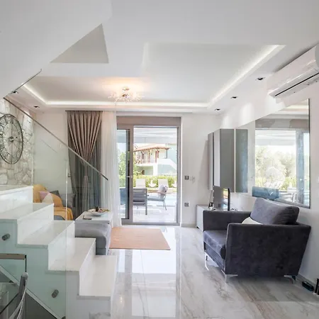 Marietta Villa *