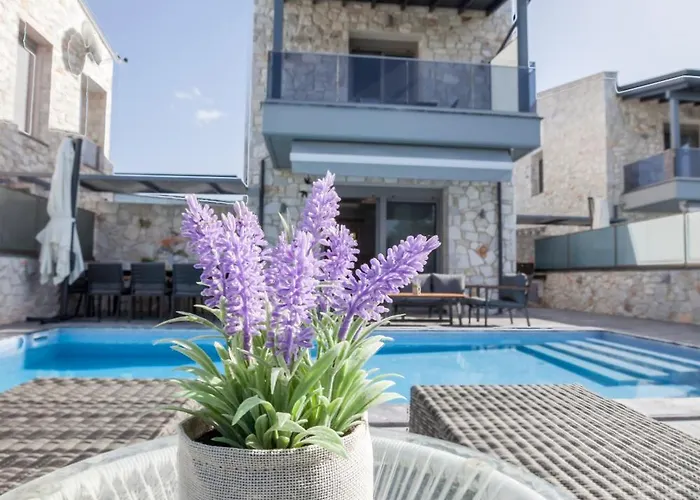 Marietta Villa Hanioti